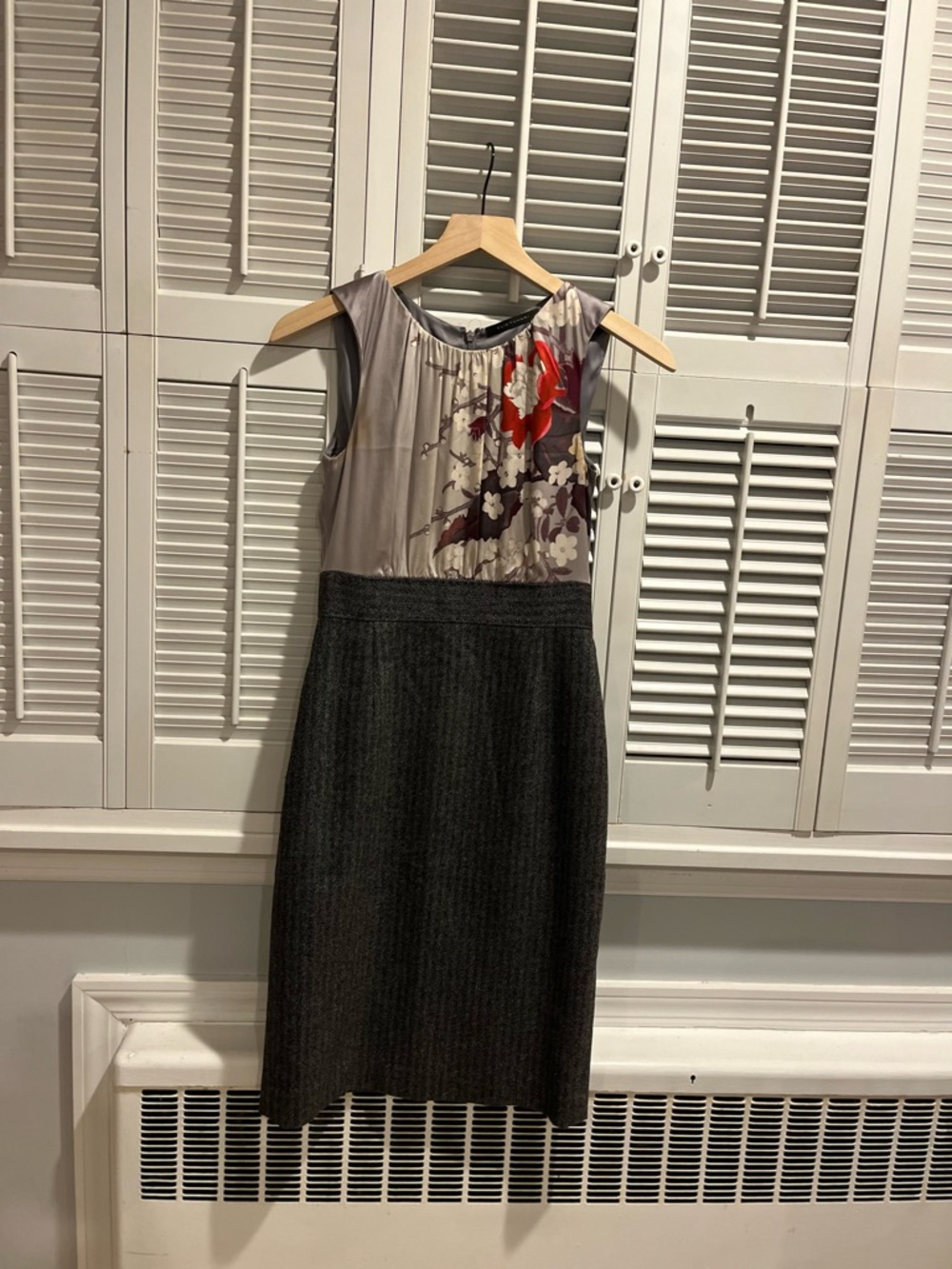 Elie Tahari Gray Floral Bodice with Charcoal Pencil Skirt Dress